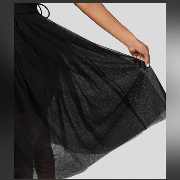 V Neck Ruched Backless Crisscross Lace Up Contrast Mesh Midi Casual Dress - Picture 5 of 6